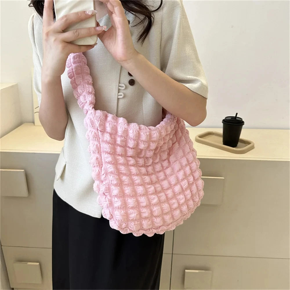 Cléa – Quilted Pleated Crossbody Bag