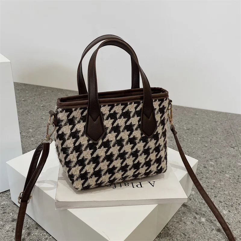 Elea – Plaid Crossbody Handbag