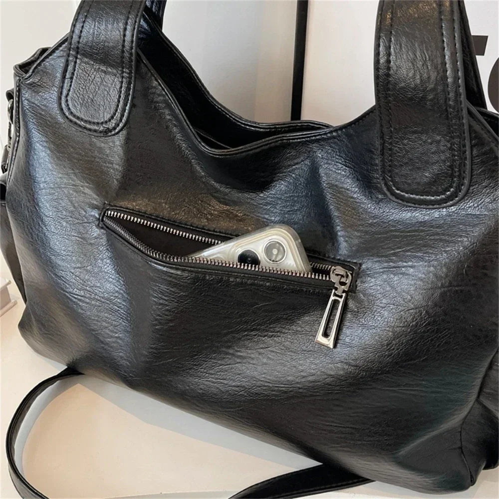 Isabelle – Contrast-Tone Shoulder Bag