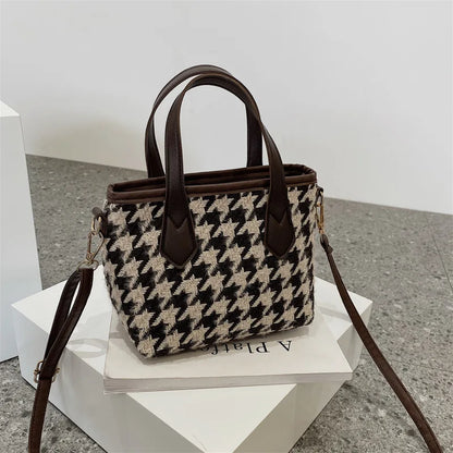 Elea – Plaid Crossbody Handbag