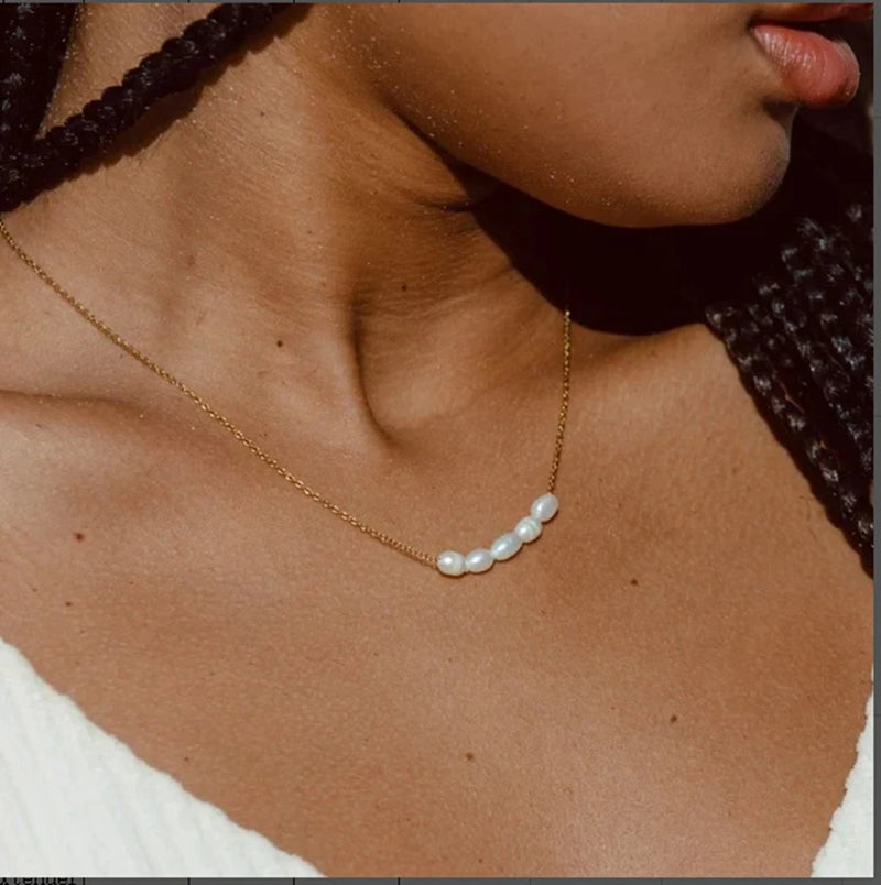 Éclat Pearl Necklace — Light Luxury Temperament Collarbones Chain