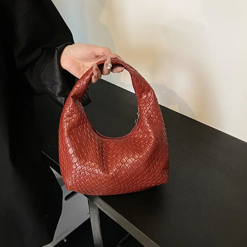 Solène – Retro Woven Leather Tote Bag