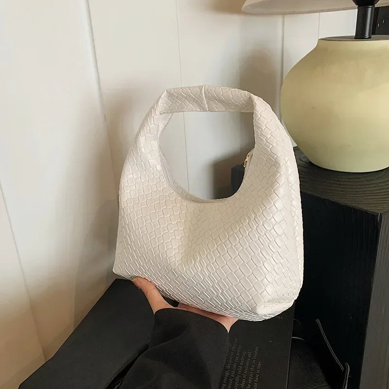 Solène – Retro Woven Leather Tote Bag